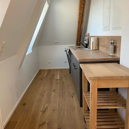 Moderne Maisonette Mit Terrasse
